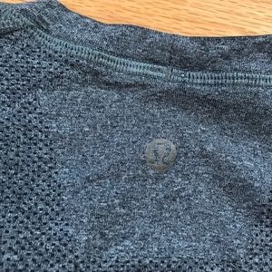 Lululemon Men’s Metal Vent tech shirt